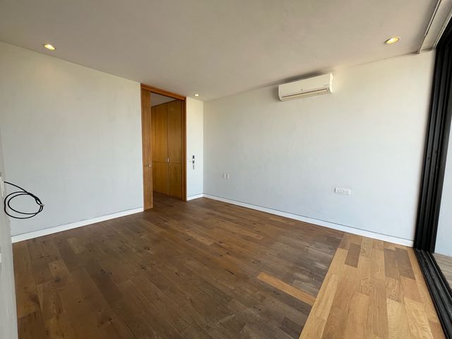 place photo 79
