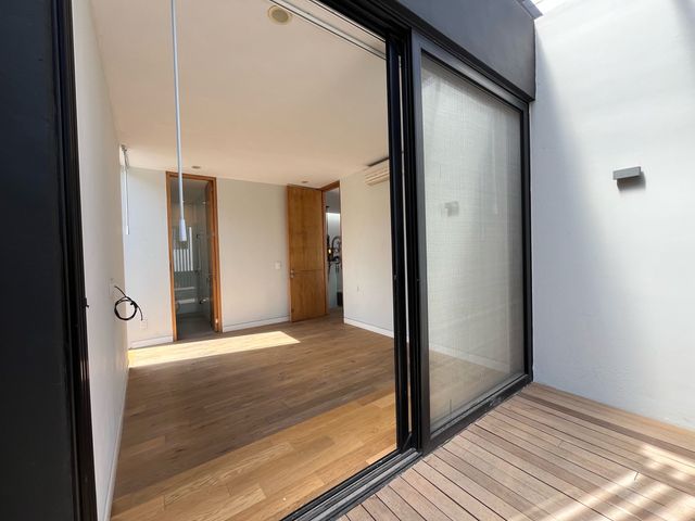 place photo 66