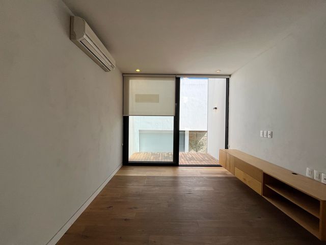 place photo 60