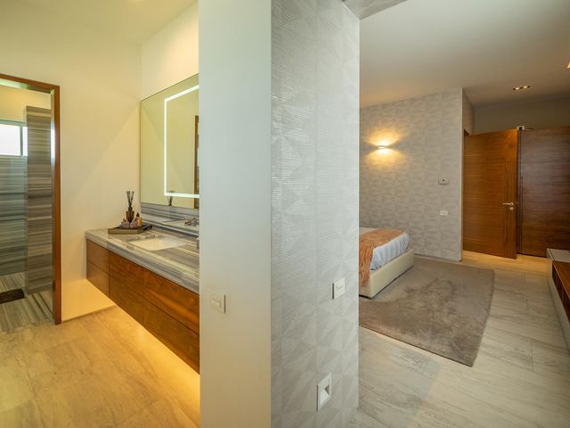 place photo 48