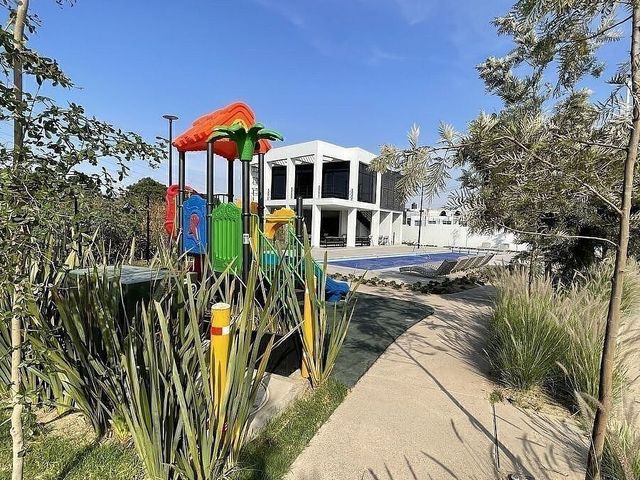 place photo 43