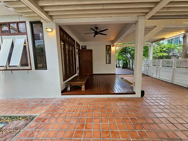 place photo 53
