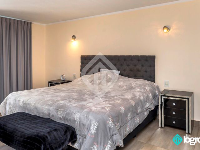 place photo 70
