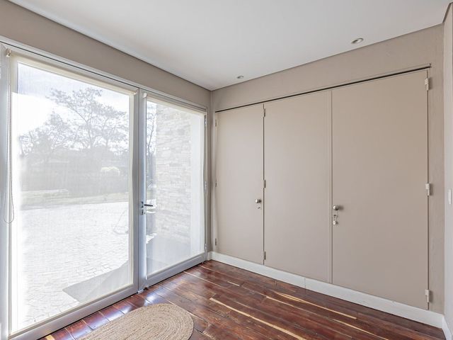place photo 55
