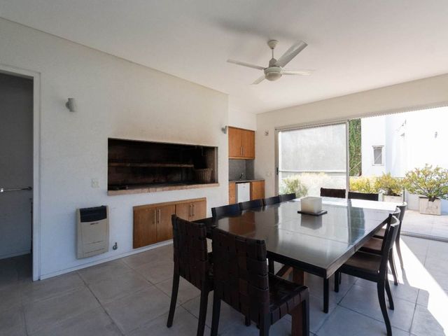 place photo 63