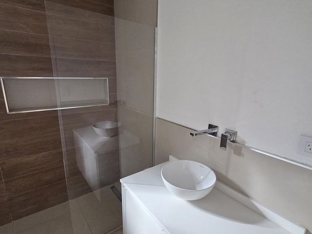 place photo 49