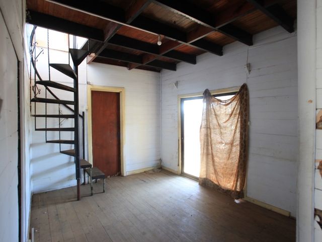 place photo 23