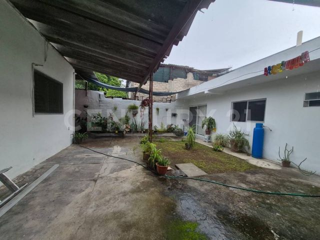 place photo 34