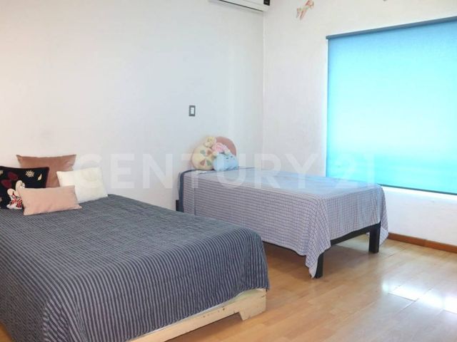 place photo 48
