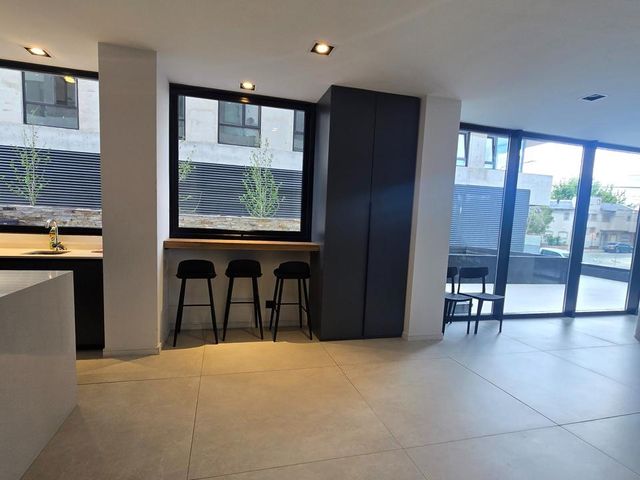 place photo 54
