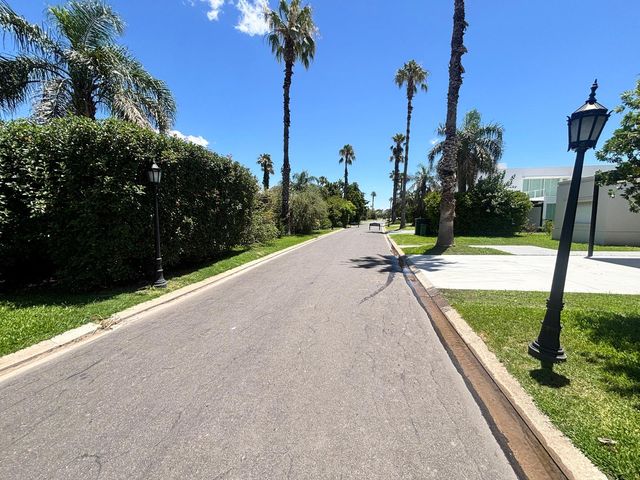 place photo 25