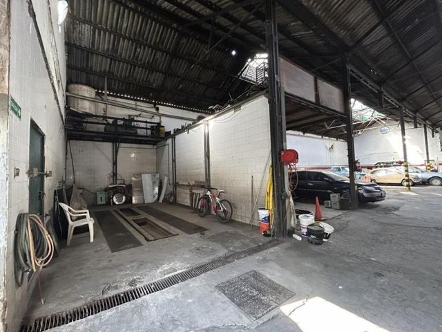 place photo 18