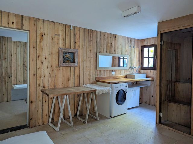 place photo 67