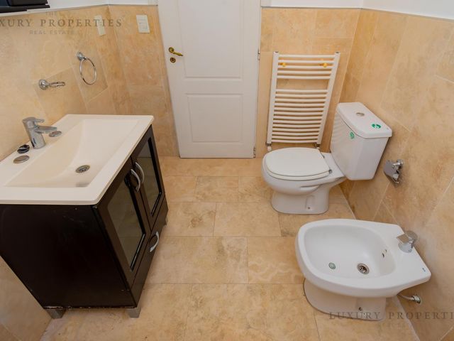 place photo 49