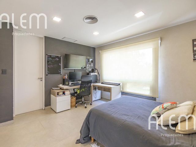 place photo 46