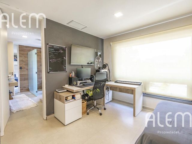 place photo 49