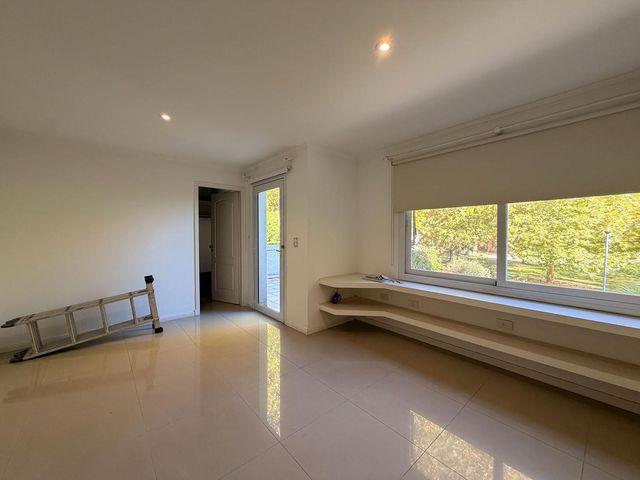place photo 66