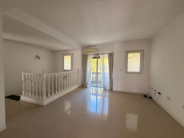 place photo 56