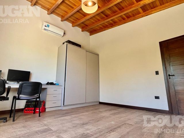 place photo 69