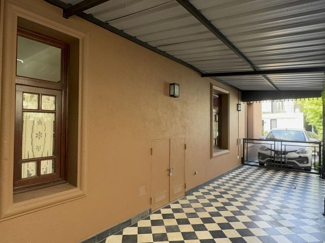 place photo 54