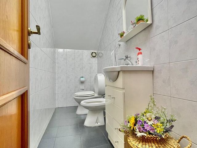place photo 75