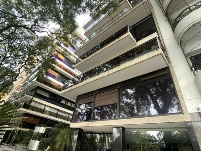 3 dorm c/dependencia en Edificio Panedile!