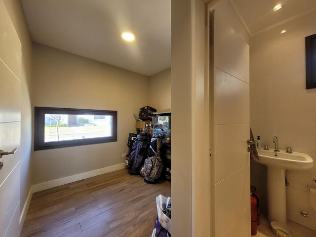 place photo 51