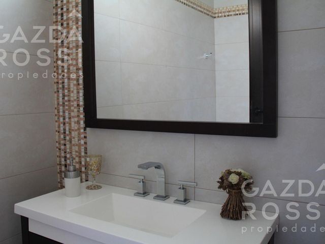 place photo 53