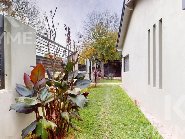 place photo 44