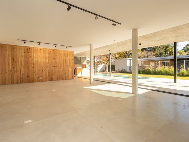 place photo 53