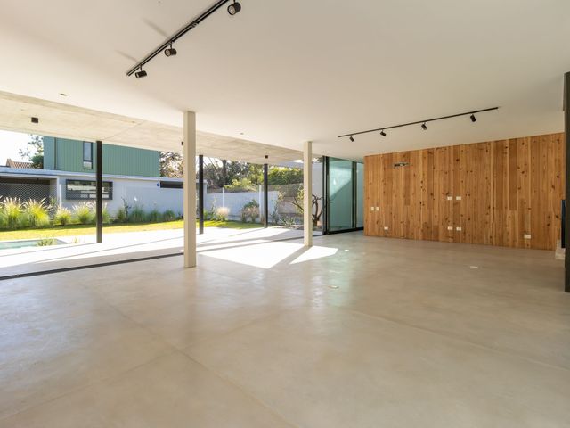 place photo 52