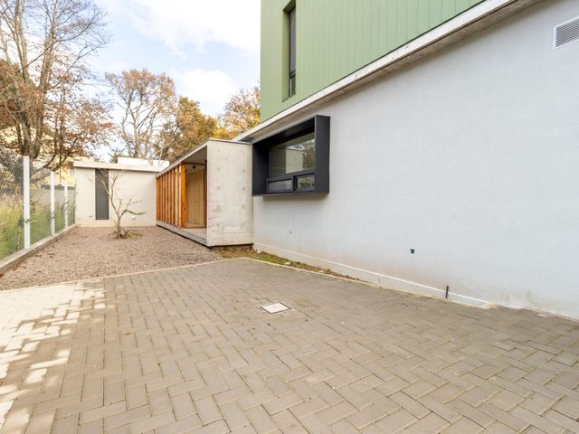place photo 47