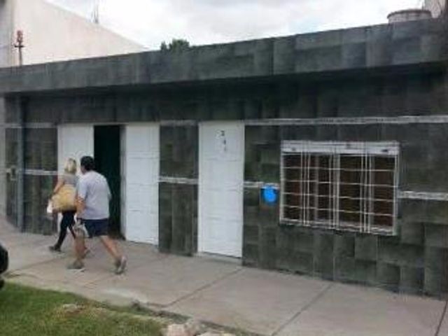 Casa en venta en Florencio Varela Este