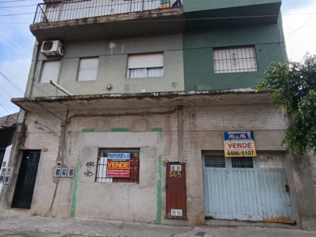 Casa PH en venta en Isidro Casanova