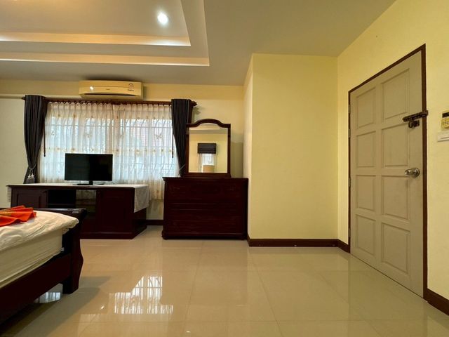 place photo 56