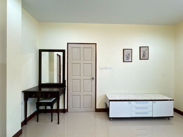 place photo 49