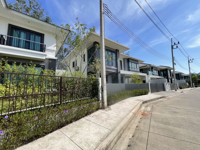 place photo 43