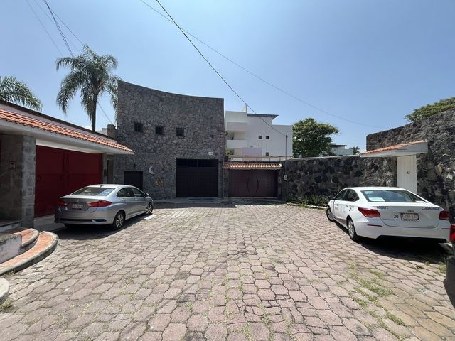 place photo 34