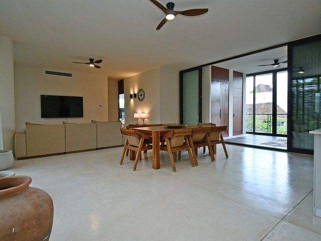 place photo 47