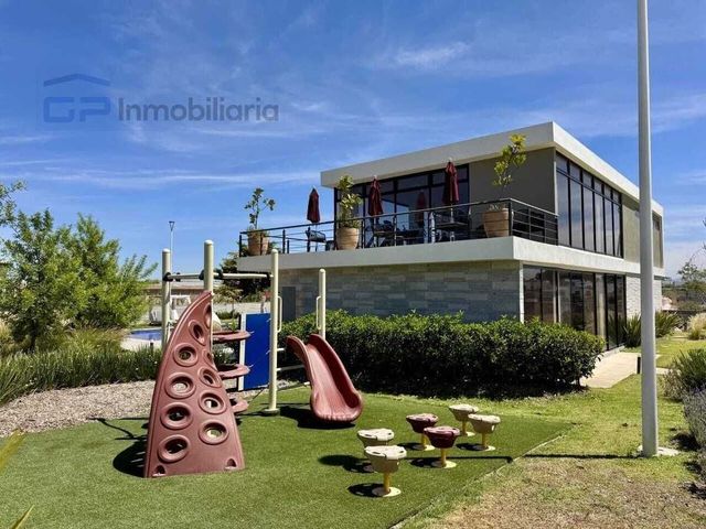 place photo 35
