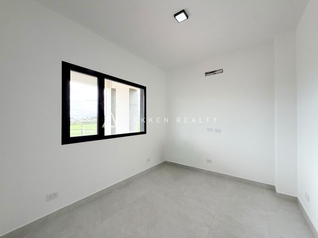 place photo 54