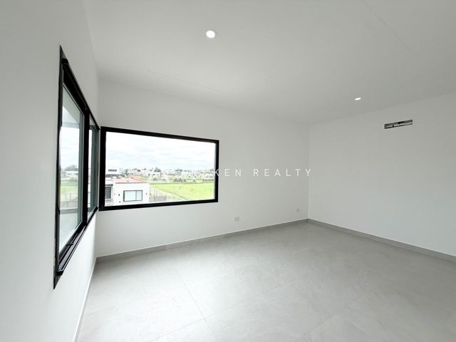 place photo 53
