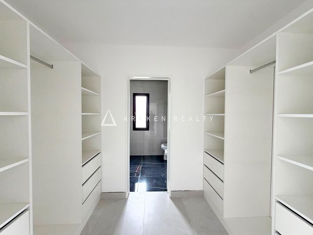 place photo 52