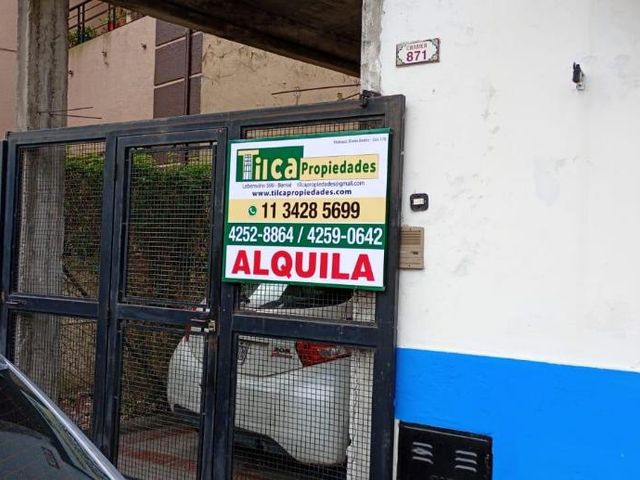 Casa PH en alquiler en Don Bosco Este
