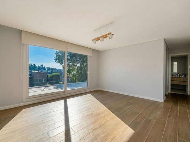place photo 51