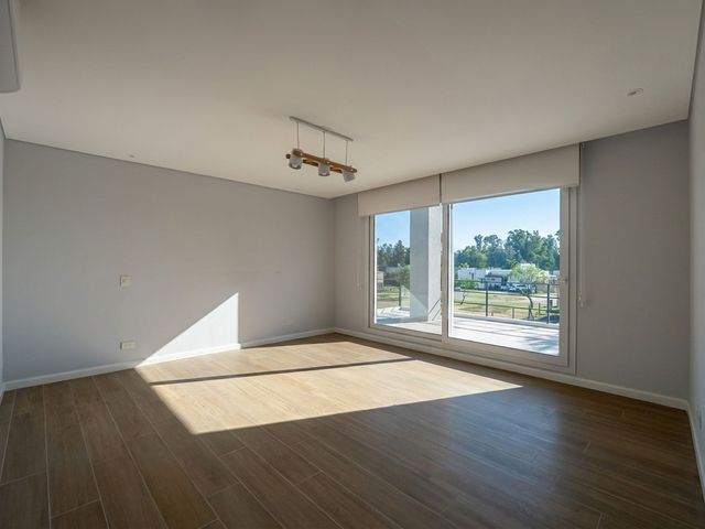place photo 48