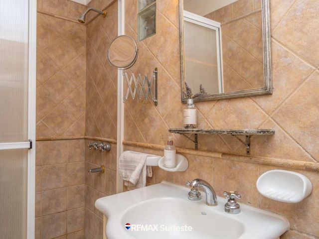 place photo 48