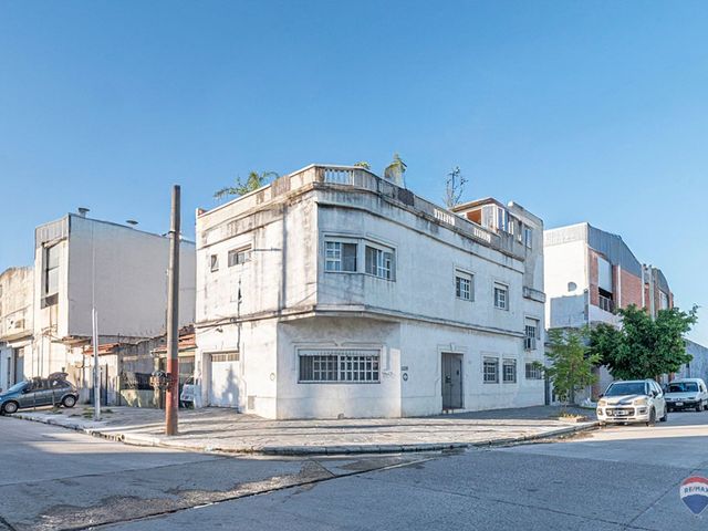 place photo 48