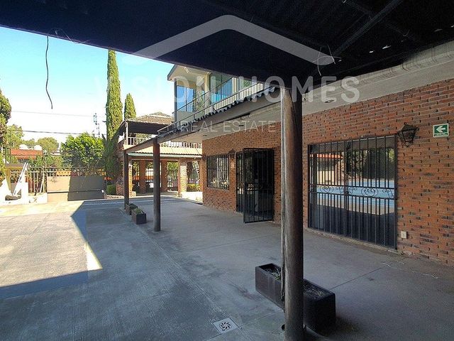 place photo 17