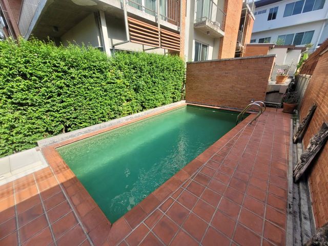 place photo 65